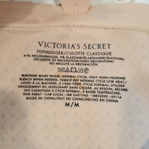 Victoria secret hiphugger panties - Picture 6 of 8